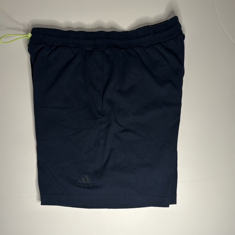 ADIDAS LIGHTWEIGHT AEROREADY GRAPHIC SHORTS RUNNING GYM SPORTS FITNESS MENS NAVY - Picture 11 of 15